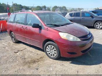  Salvage Toyota Sienna