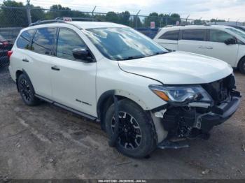  Salvage Nissan Pathfinder