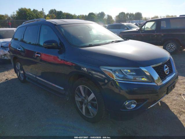  Salvage Nissan Pathfinder
