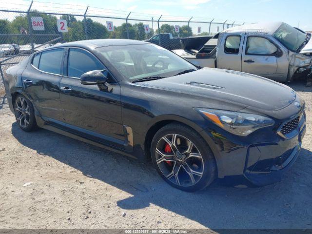  Salvage Kia Stinger