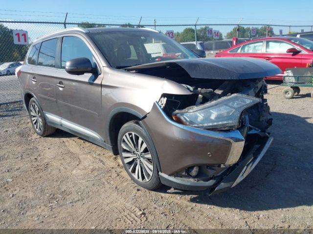  Salvage Mitsubishi Outlander