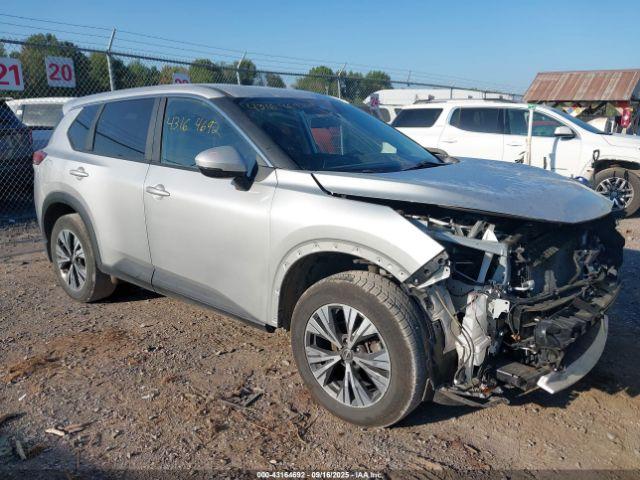  Salvage Nissan Rogue
