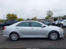 Toyota Camry Le Image 16
