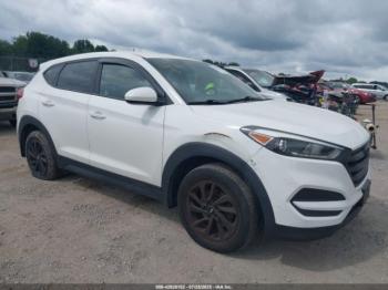  Salvage Hyundai TUCSON