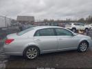 Toyota Avalon Xls Image 9