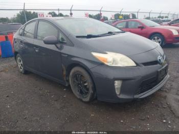  Salvage Toyota Prius