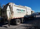 Peterbilt 320 Image 2