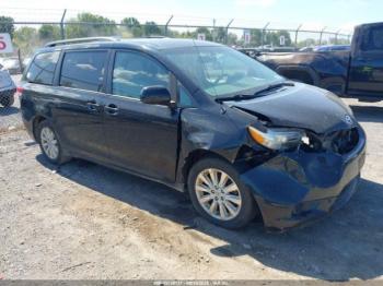  Salvage Toyota Sienna