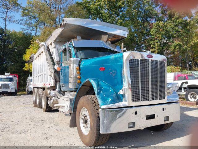  Salvage Peterbilt 589