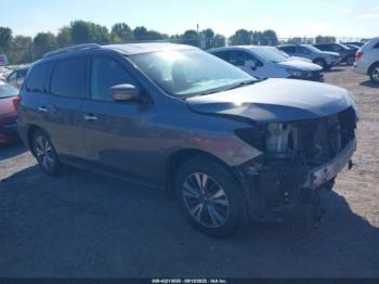  Salvage Nissan Pathfinder
