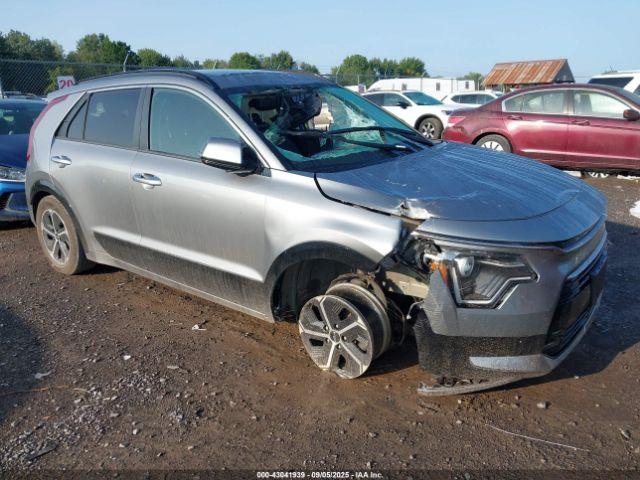  Salvage Kia Niro