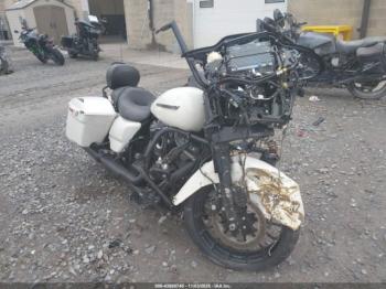  Salvage Harley-Davidson Fltrxs