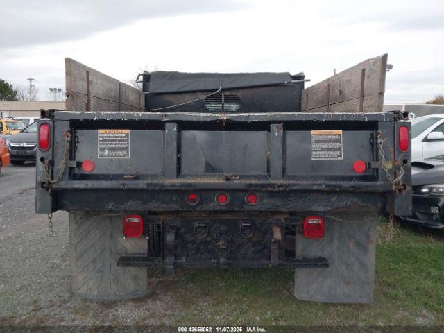 Chevrolet Silverado 3500 Wt Image 6