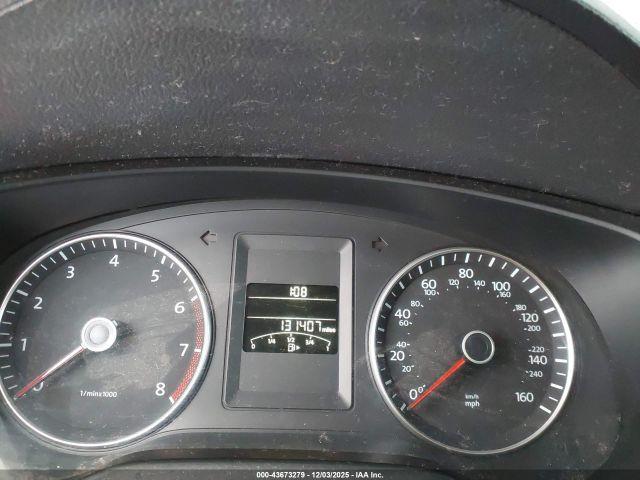 Volkswagen Jetta 1.8t Se Image 8