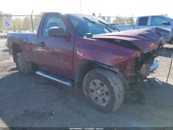  Salvage Chevrolet Silverado 1500