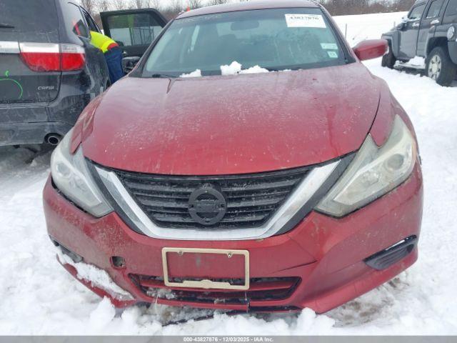 Nissan Altima Image 9