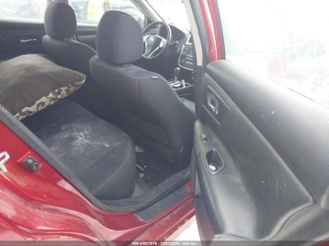 Nissan Altima Image 7