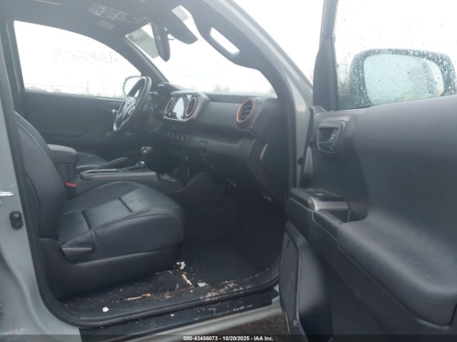 Toyota Tacoma Trd Off Road Image 17