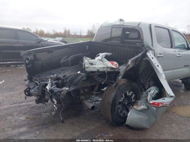 Toyota Tacoma Trd Off Road Image 6