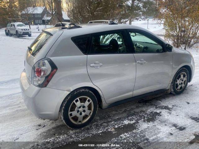 Pontiac Vibe Image 8