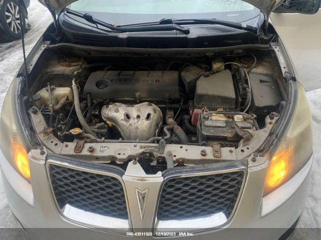 Pontiac Vibe Image 9