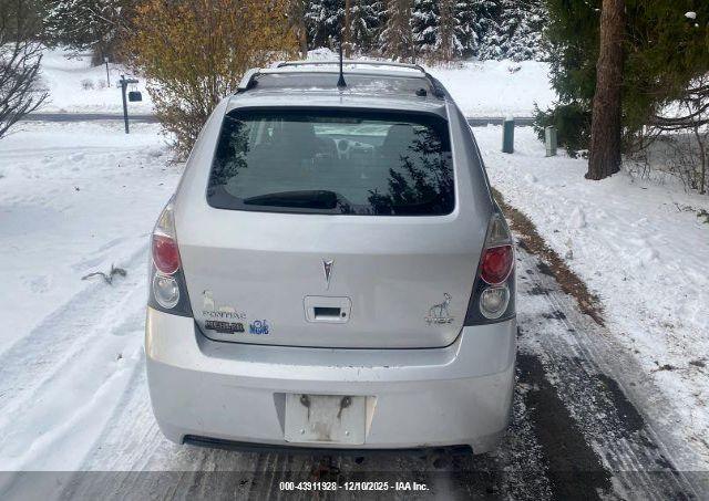 Pontiac Vibe Image 11