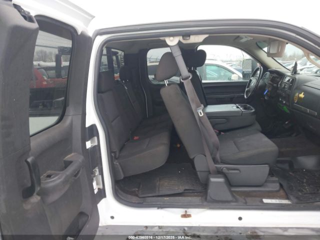 Chevrolet Silverado 2500 Lt Image 5