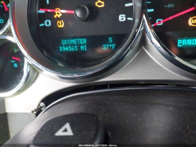 Chevrolet Silverado 2500 Lt Image 2