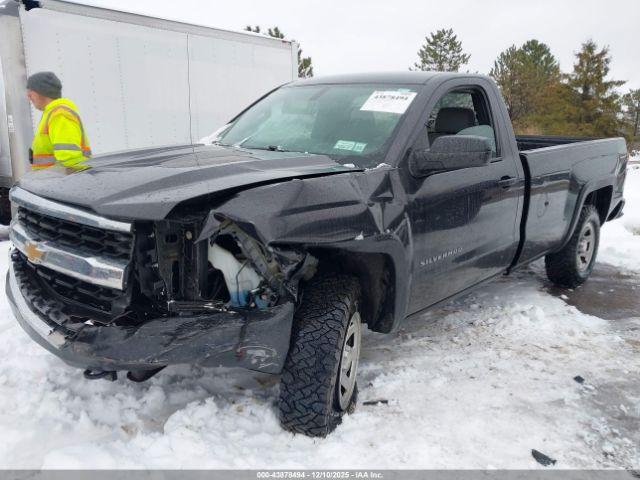 Chevrolet Silverado 1500 Wt Image 4