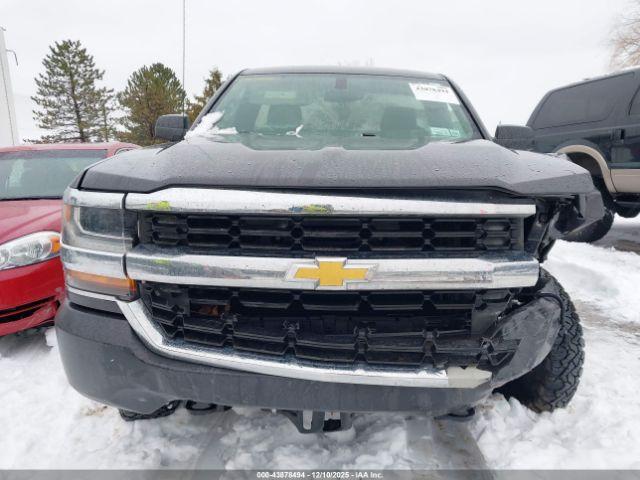Chevrolet Silverado 1500 Wt Image 2