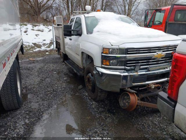  Salvage Chevrolet Silverado 3500