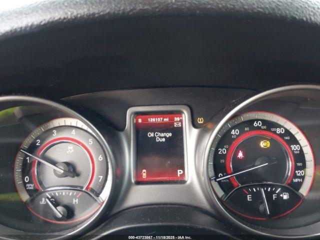 Dodge Journey Crossroad Image 6