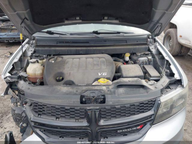 Dodge Journey Crossroad Image 16