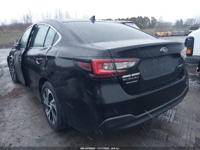 Subaru Legacy Premium Image 13