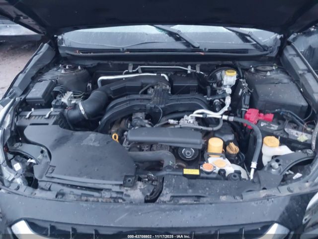 Subaru Legacy Premium Image 4