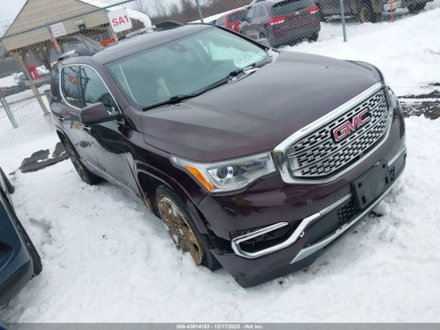 GMC Acadia Denali Image 1