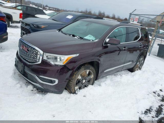 GMC Acadia Denali Image 3