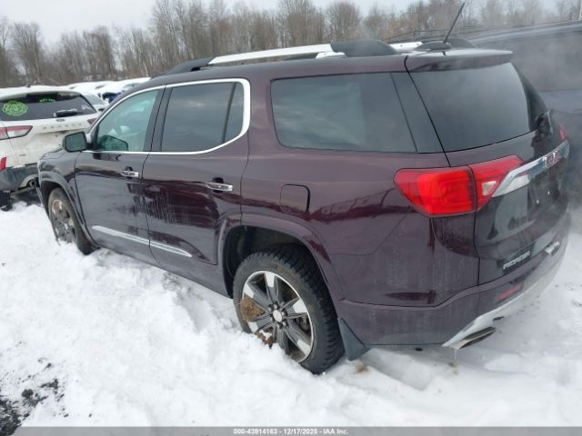 GMC Acadia Denali Image 15