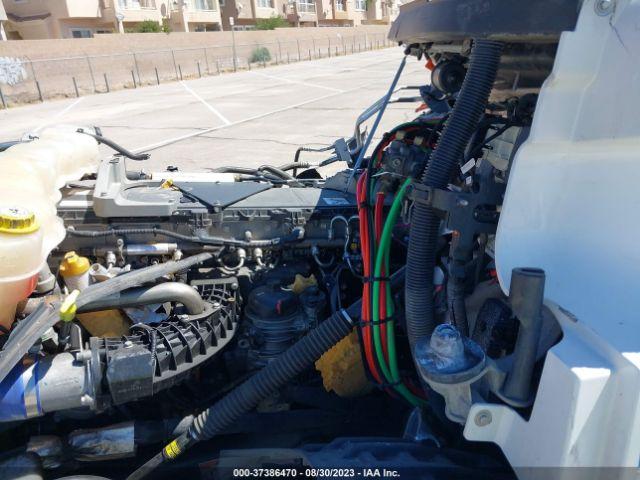 Freightliner Cascadia 126 Image 10