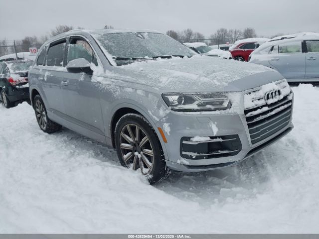 Audi Q7 Image 1