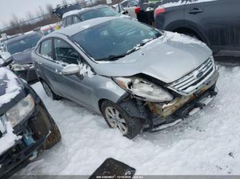  Salvage Ford Fiesta