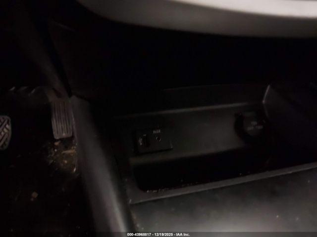 Nissan Altima Image 2