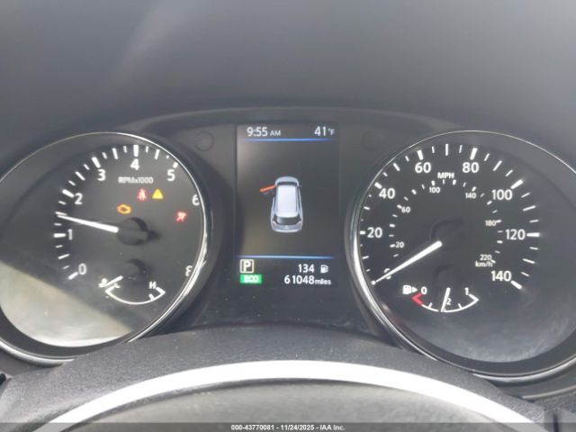 Nissan Rogue S Image 10