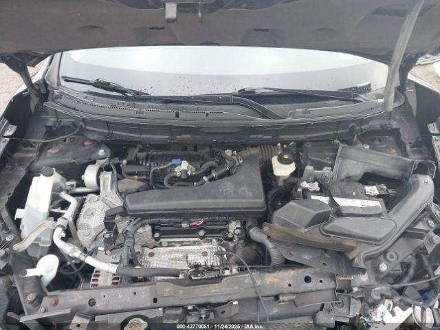 Nissan Rogue S Image 13