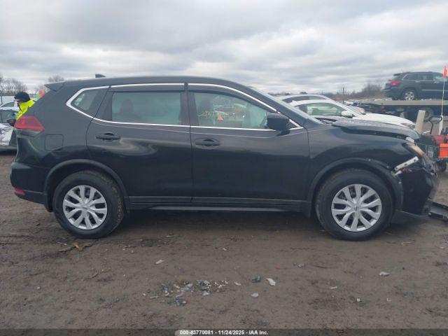 Nissan Rogue S Image 6