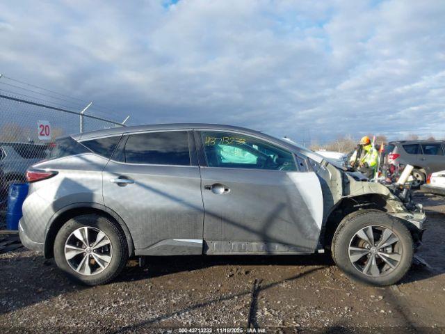 Nissan Murano S Intelligent Awd Image 15