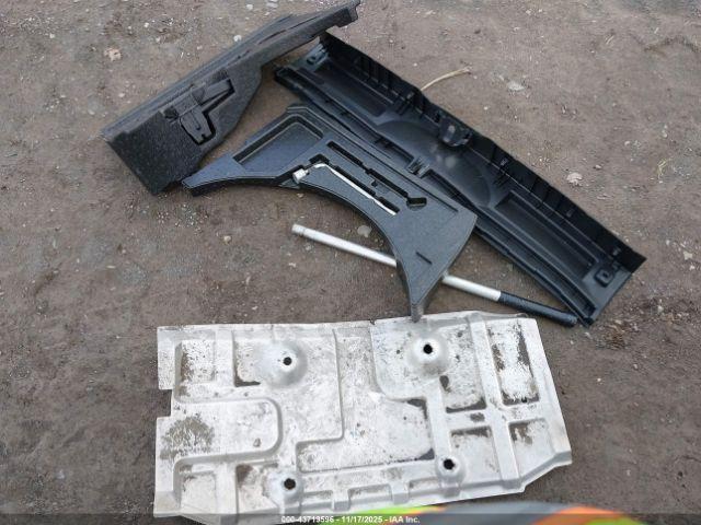 Nissan Rogue S Image 6