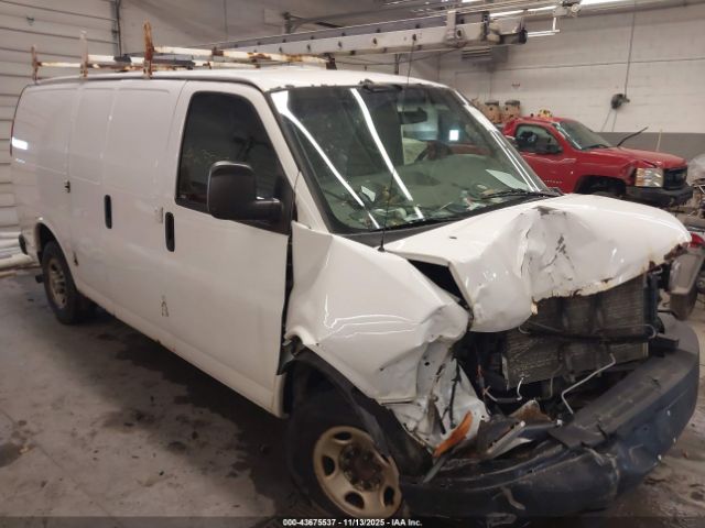 GMC Savana Work Van Image 1
