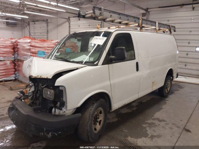 GMC Savana Work Van Image 2