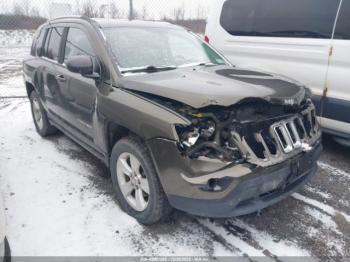  Salvage Jeep Compass